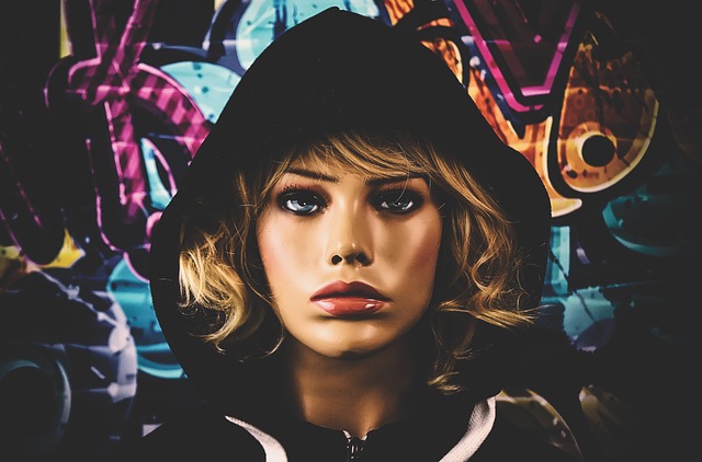 Gdzie obecnie znajduje się lalka Annabell? Gdzie obecnie znajduje się lalka Annabell?