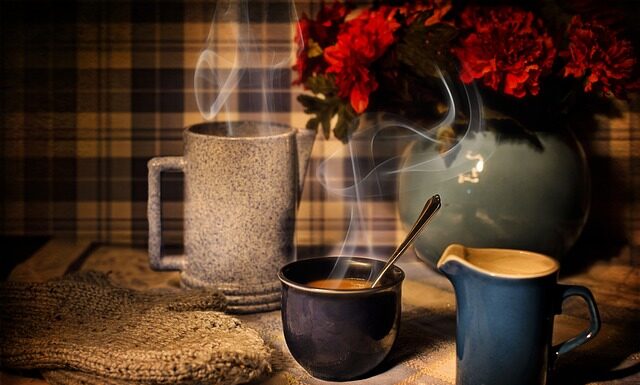 W jakim wieku dziecko powinno pić ze szklanki? W jakim wieku dziecko powinno pić ze szklanki?