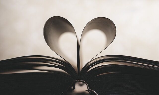 Jaki symbol ma białe złoto?