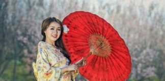 Jak babcia ma się ubrać na chrzciny?