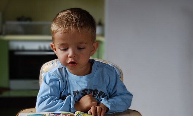 Jakie krzesełko dla 1 5 rocznego dziecka? Jakie krzesełko dla 1 5 rocznego dziecka?